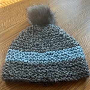 Cozy Gray & Blue Knit Hat NWOT